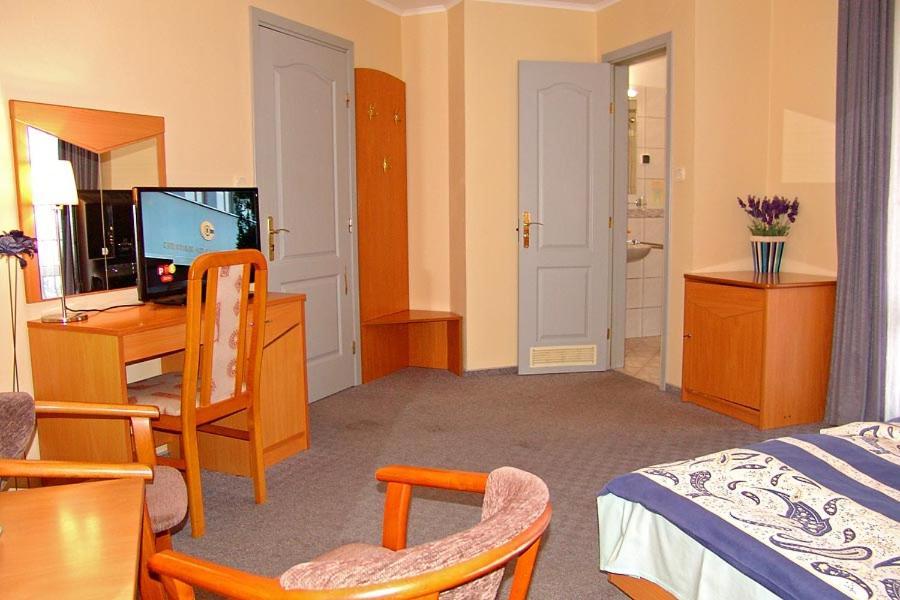 Hotel Europa Jastrzebia Gora Luaran gambar